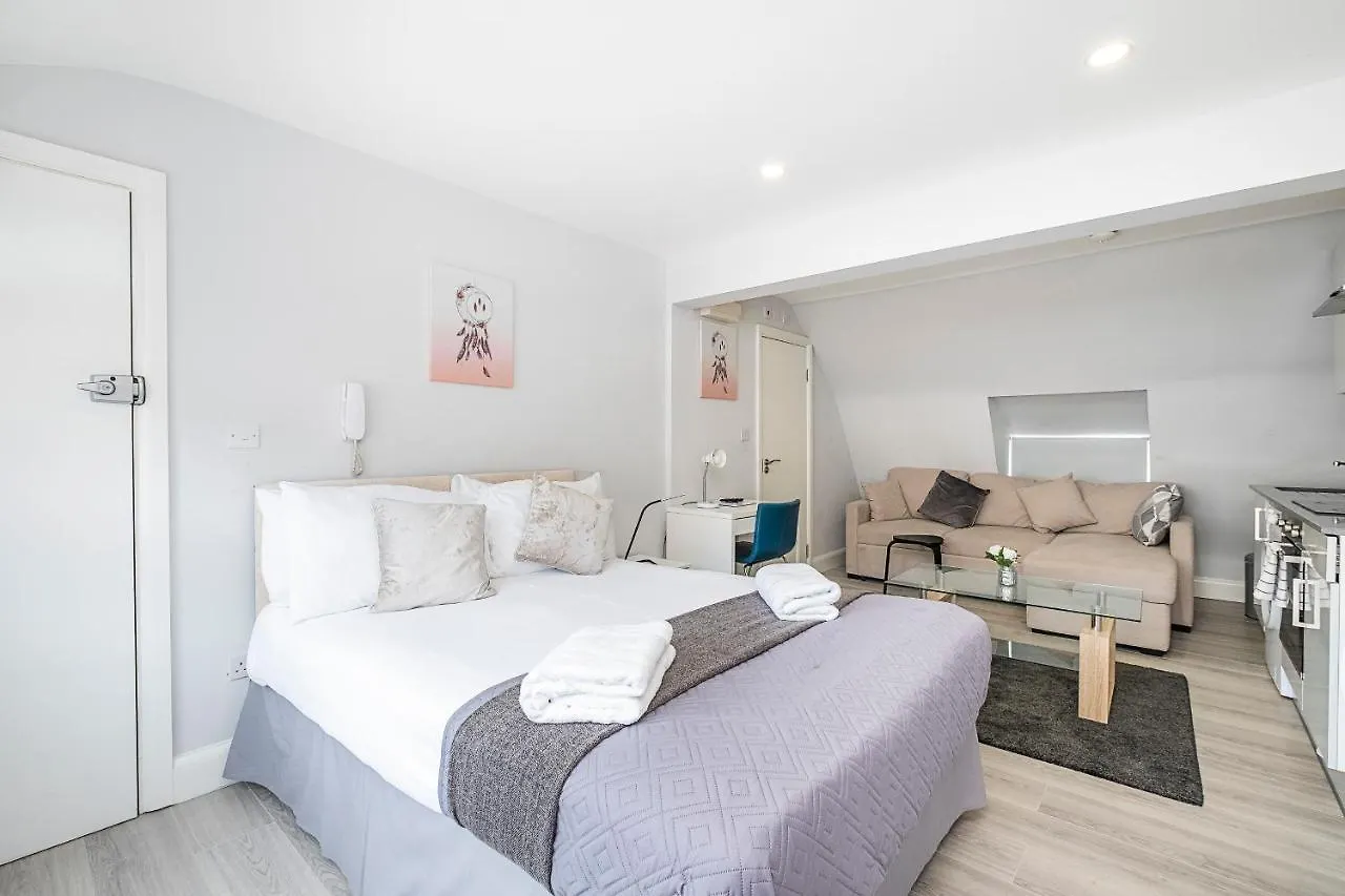 Securematics Superior Studio Apartments London