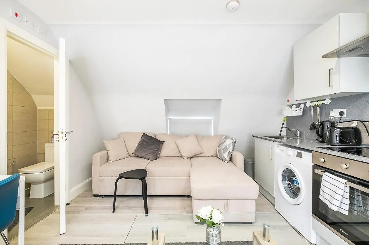 Securematics Superior Studio Apartments London